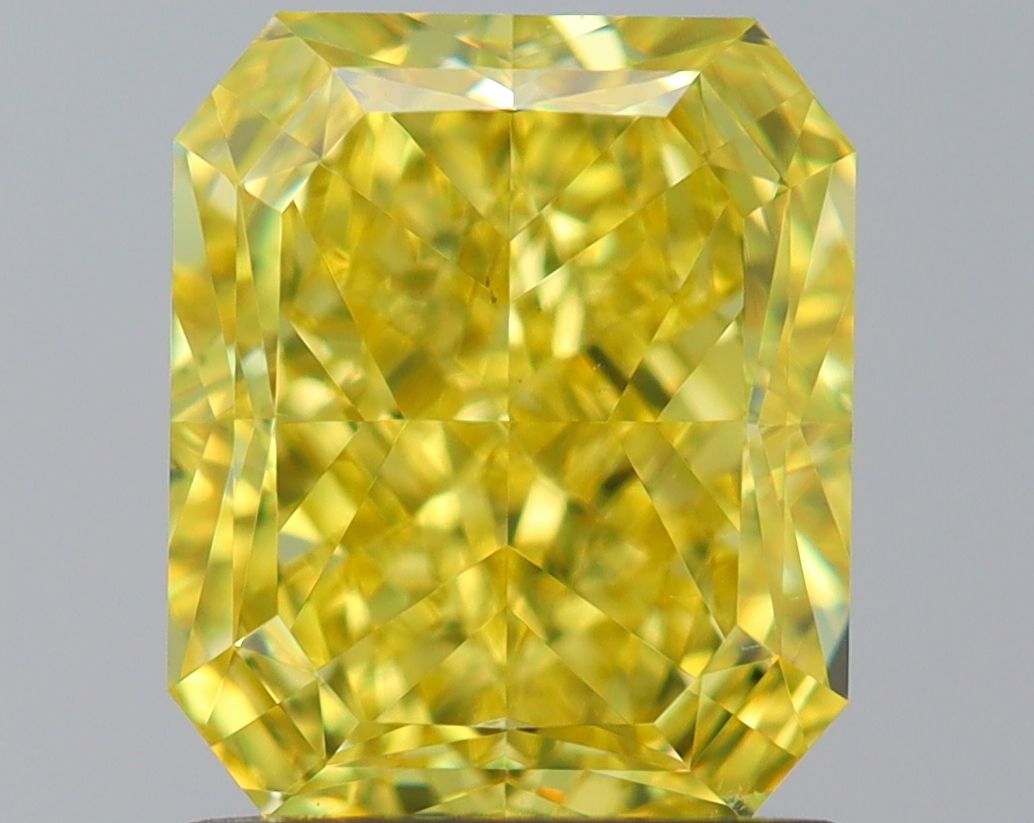 Radiant Fancy Vivid Yellow