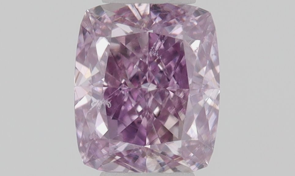 Cushion brilliant Fancy Intense Pink Purple